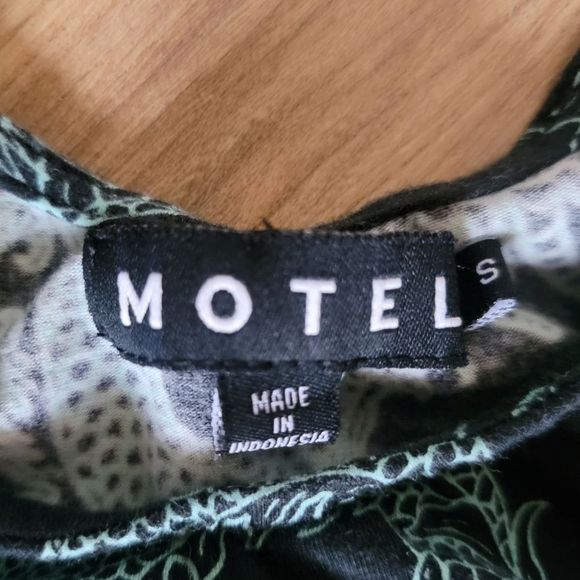 Motel Rocks Ardilla Bodycon Ruched Sides Raceback Mini Dress- Dragon Floral Mint - Picture 3 of 12